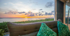 Penthouse ocean & lagoon views, new listing